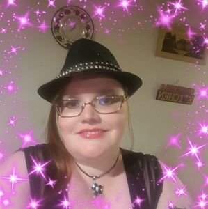 Meet your Posher, Wendy